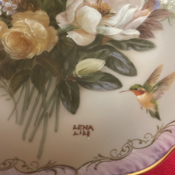 2 Hummingbirds Hand Painted by Lena Liu. Mint Condition. Limited Edition - Picture 3 of 6